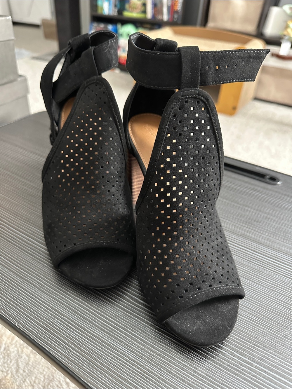 Universal Thread Black Perforated Open-Toe Ankle-Strap Heels